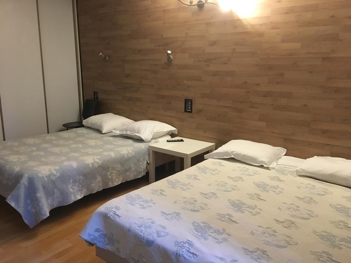 Hotel Restaurant La Garenne Tresserre 외부 사진